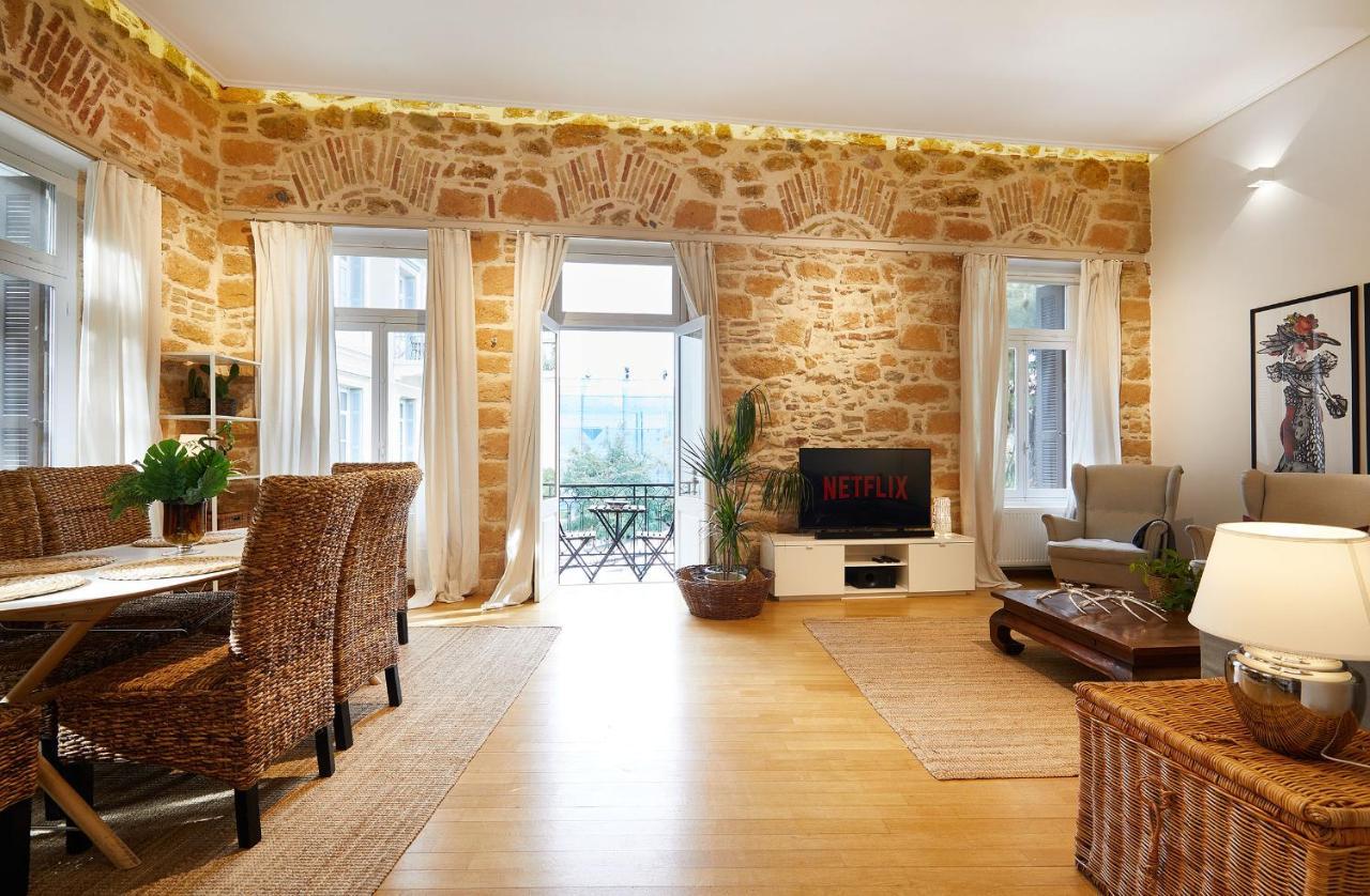 Chloe Boutique Apartments Plaka Афины Экстерьер фото