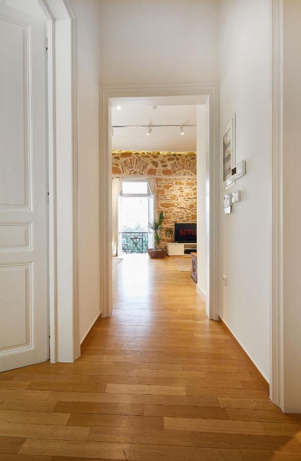 Chloe Boutique Apartments Plaka Афины Экстерьер фото