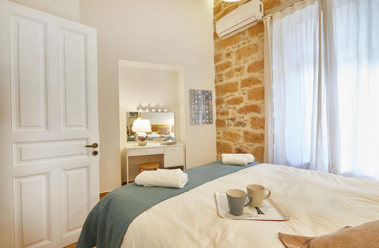 Chloe Boutique Apartments Plaka Афины Экстерьер фото