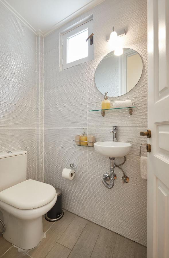 Chloe Boutique Apartments Plaka Афины Экстерьер фото